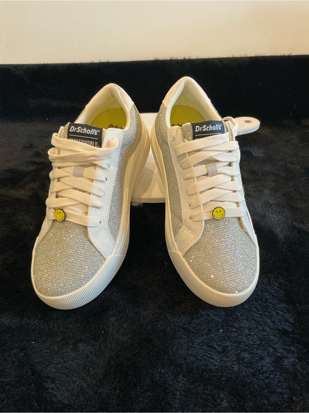 Dr. Scholl's Sparkle Take The Time To Smile Platform Sneakers Women’s 7 NWOB